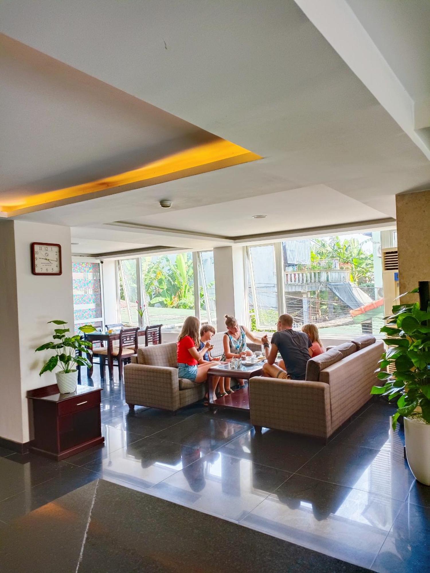 Viet Nam Hotel Hue Esterno foto