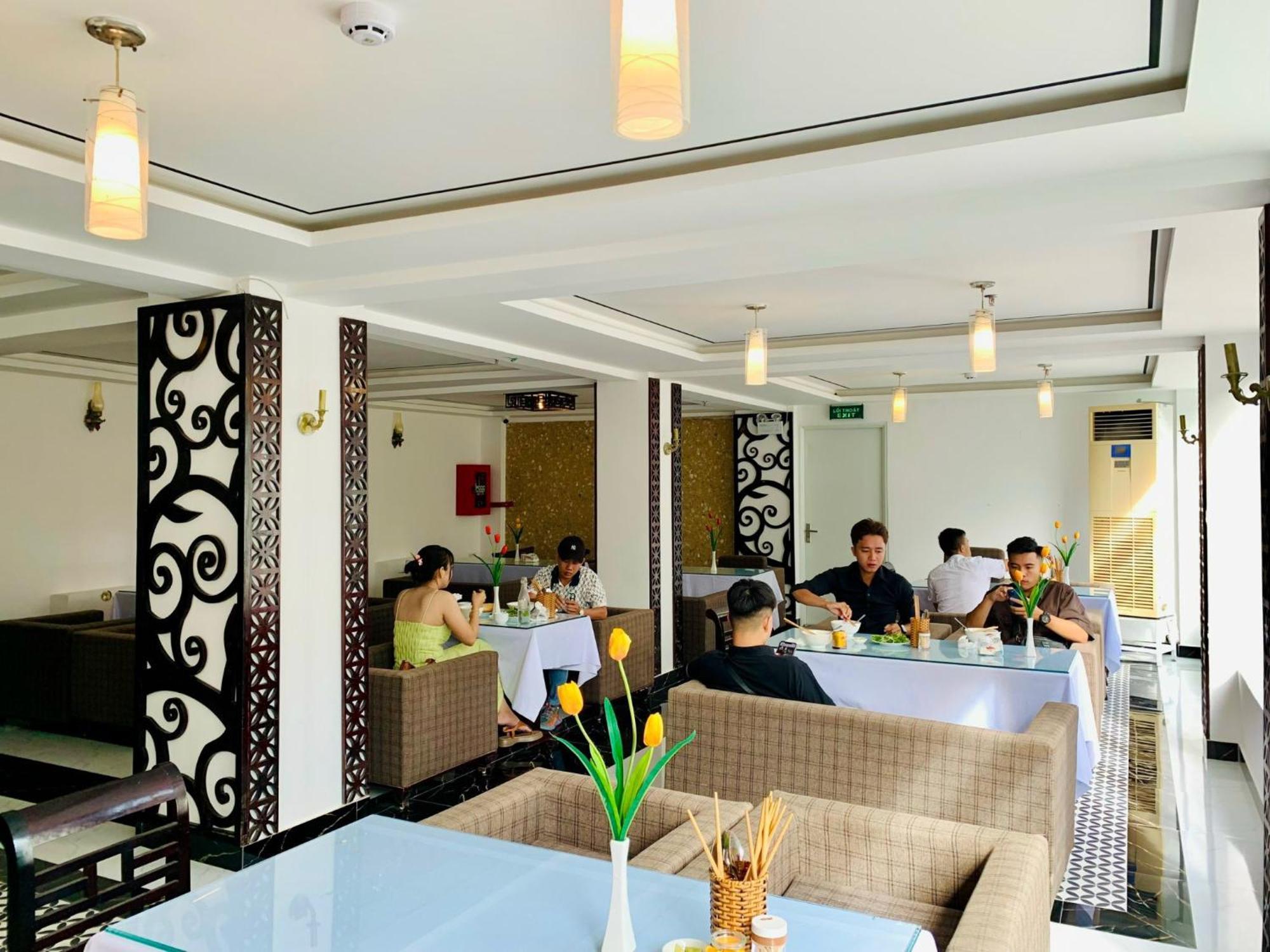 Viet Nam Hotel Hue Esterno foto