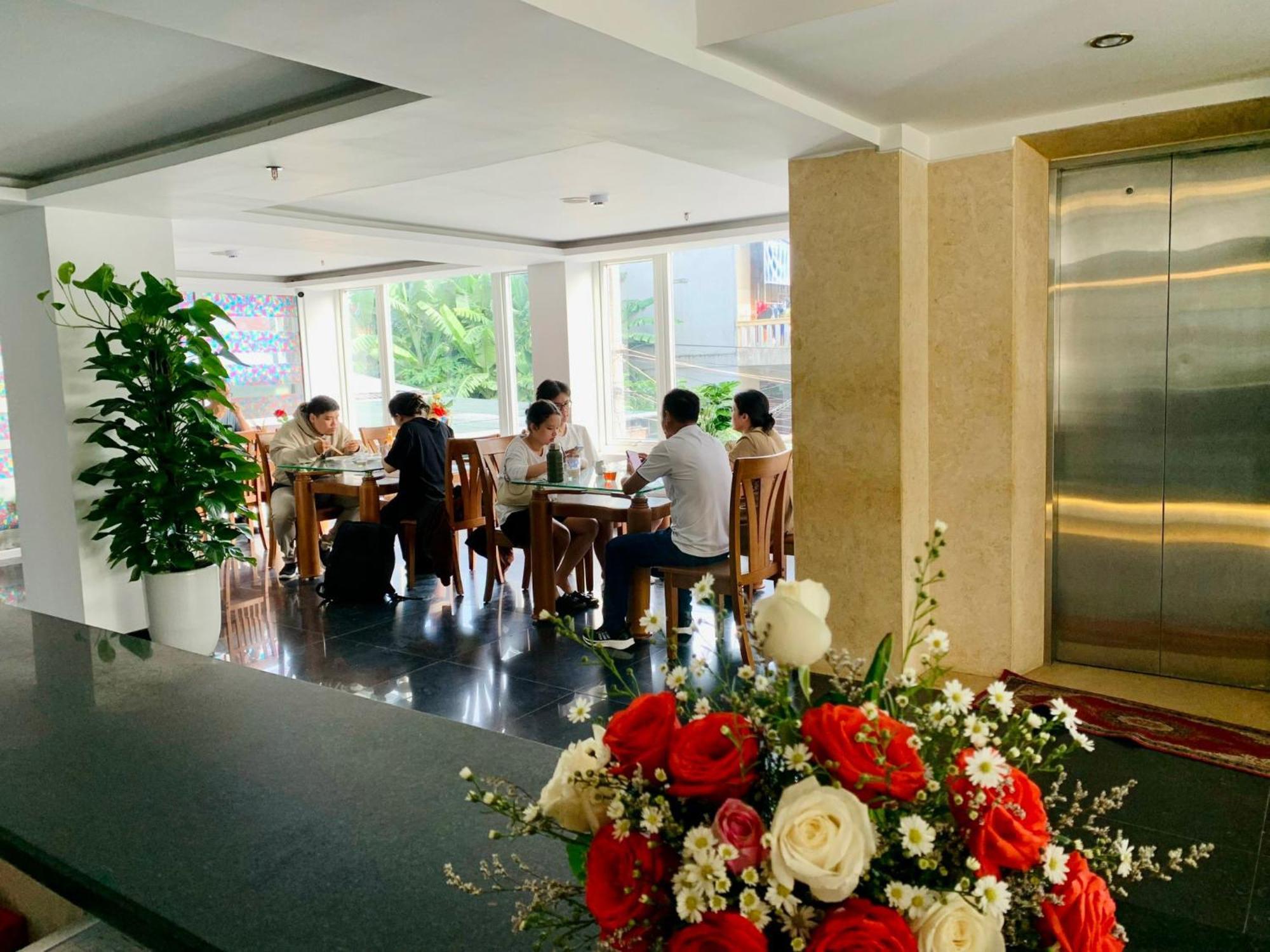 Viet Nam Hotel Hue Esterno foto